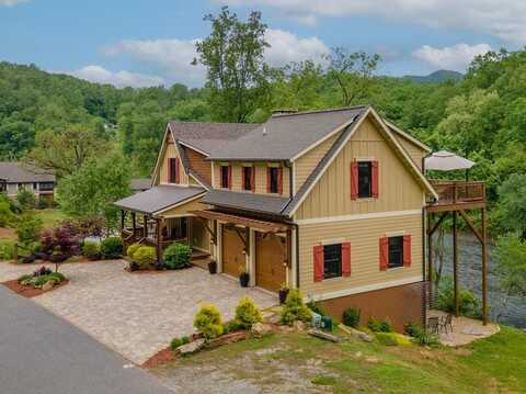 354 River Club Dr, Cullowhee, NC 28723