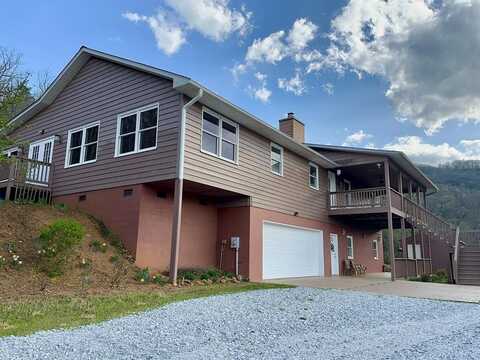 1120 JACOBS BRANCH RD, Franklin, NC 28734