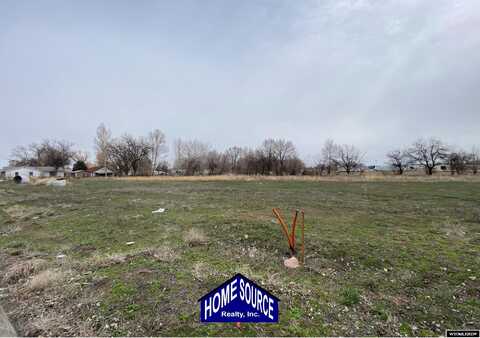 1307 N Broadway, Riverton, WY 82501