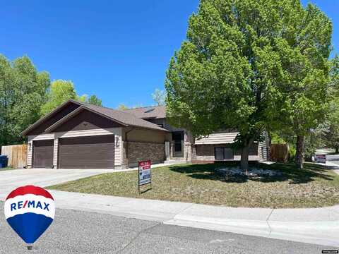 4012 Prestwick Place, Riverton, WY 82501