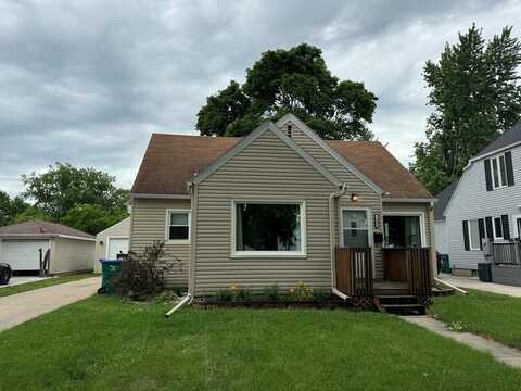 1508 Grove St, Webster City, IA 50595