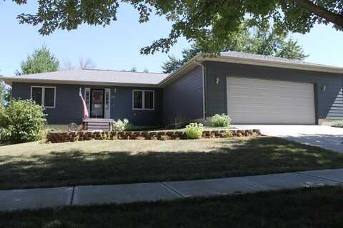 1607 Knollcrest Drive, Fort Dodge, IA 50501