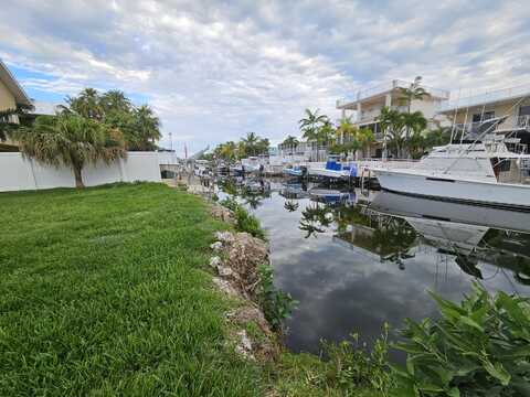 313 Woods Avenue, Plantation Key, FL 33070