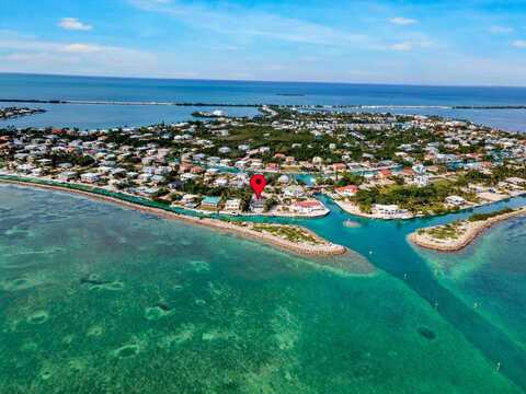 210 W Seaview Circle, Duck Key, FL 33050