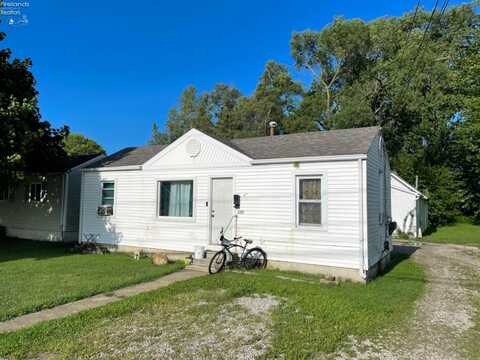 558 Southwest Street, Bellevue, OH 44811