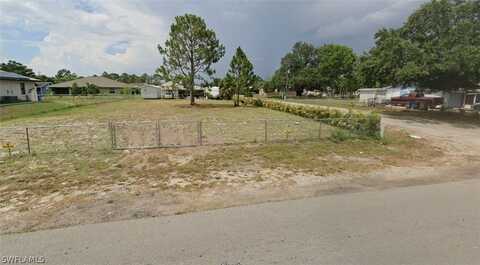 2900 5th Street W, Lehigh Acres, FL 33971