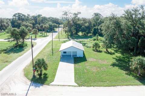 901 Fordson Avenue, Labelle, FL 33935