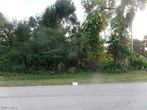 561 Sacramento Street, North Fort Myers, FL 33903