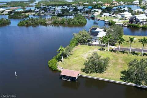 24153 Henry Morgan Boulevard, Punta Gorda, FL 33955