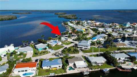 11827 Island Avenue, Matlacha, FL 33993