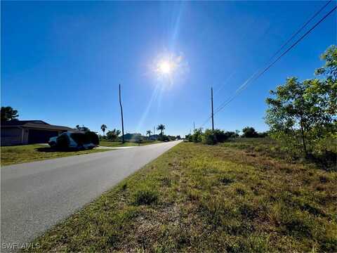 401 NW 5th Terrace, Cape Coral, FL 33993