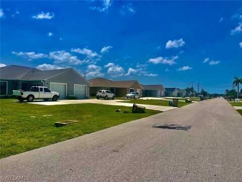 3605 SW 8th Place, Cape Coral, FL 33914