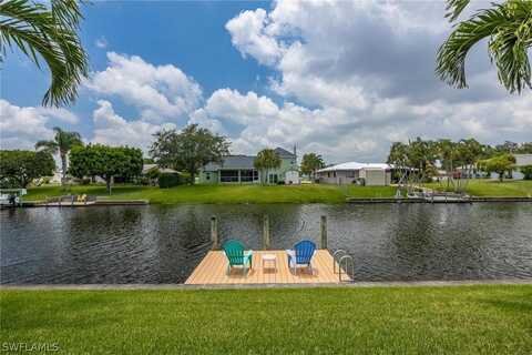 118 SE 23rd Place, Cape Coral, FL 33990