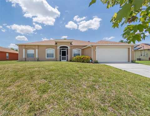 821 Carlfield Avenue, Lehigh Acres, FL 33971