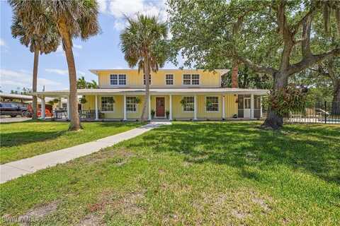 15700 Bahama Way, Bokeelia, FL 33922