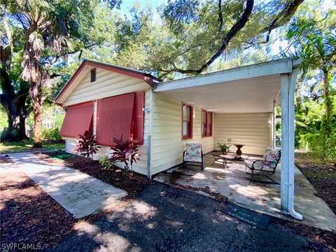 2217 Dora Street, Fort Myers, FL 33901