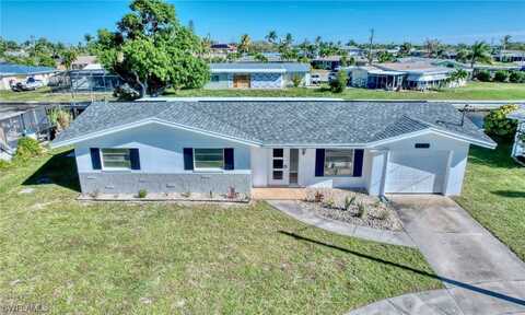 4418 N Atlantic Circle, North Fort Myers, FL 33903