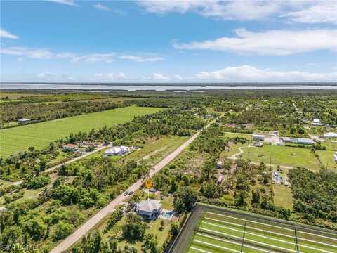 6401 Mannheim Road, Bokeelia, FL 33922