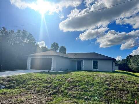 3005 53rd Street W, Lehigh Acres, FL 33971