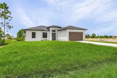 762 Andover Avenue S, Lehigh Acres, FL 33974