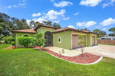 1897 Stevenson Road, North Fort Myers, FL 33917