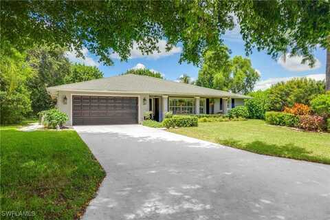 9821 Chelsea Place, Naples, FL 34109