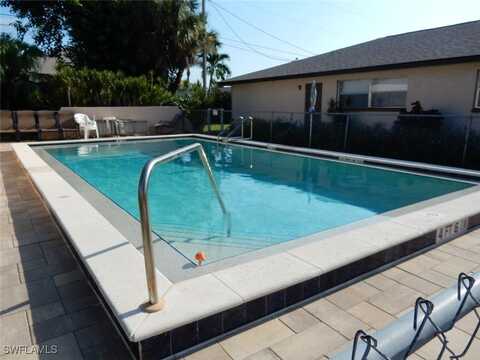 607 SE 47th Street, Cape Coral, FL 33904