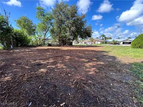 1225 SE 21st Avenue, Cape Coral, FL 33990