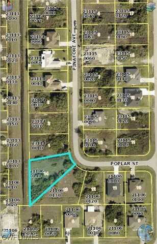 372 Pinafore Avenue, Lehigh Acres, FL 33974