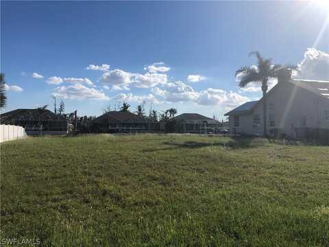 1130 SE 15th Terrace, CAPE CORAL, FL 33990