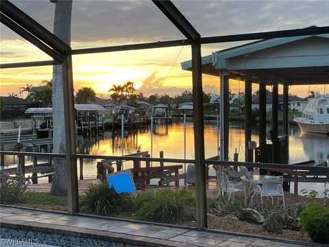 230 Randy Lane, Fort Myers Beach, FL 33931