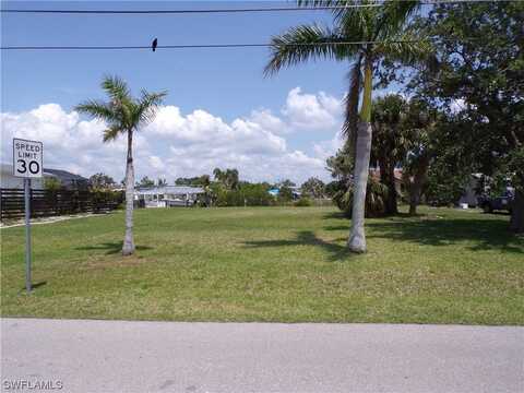 2830 Larkspur Drive, Punta Gorda, FL 33950