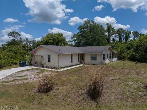 804 Jefferson Avenue, Lehigh Acres, FL 33936