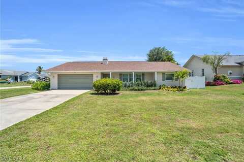 6013 Swords Way, Fort Myers, FL 33908