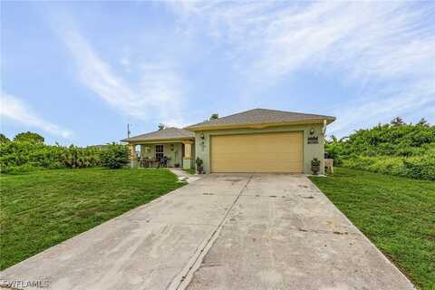 6020 Ruth Avenue N, Lehigh Acres, FL 33971