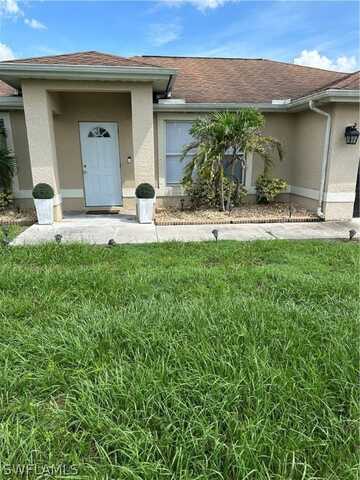 212 Paxton Street, Lehigh Acres, FL 33974