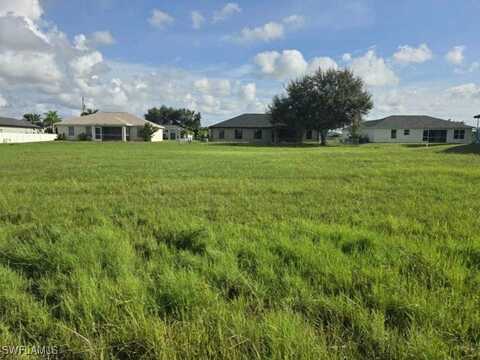 216 NW 10th Terrace, Cape Coral, FL 33993