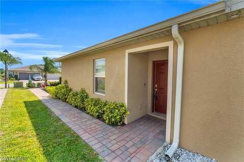 10761 Crossback Lane, Lehigh Acres, FL 33936