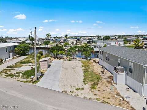 3832 Blueberry Lane, Other, FL 33956