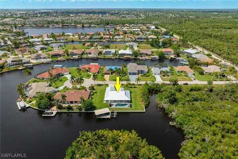 2032 SE 21st Lane, Cape Coral, FL 33990