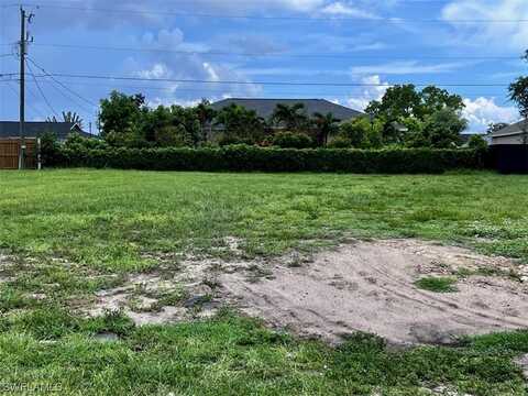 1309 NE 9th Avenue, Cape Coral, FL 33909