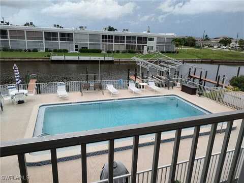 4520 SE 6th Place, Cape Coral, FL 33904