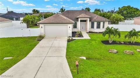 2208 SW 12th Lane, Cape Coral, FL 33991