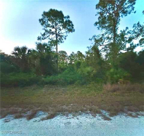 4215 E 30th Street, Alva, FL 33920
