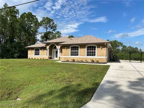 1123 Oak Avenue, Lehigh Acres, FL 33972