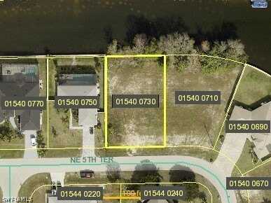 1707 NE 5th Terrace, Cape Coral, FL 33909