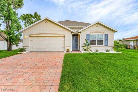 2805 SE 8th Place, Cape Coral, FL 33904