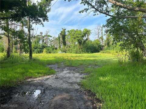 4291 Pinetree Boulevard, Saint James City, FL 33956