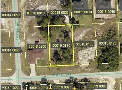 2930 20th Street SW, Lehigh Acres, FL 33976