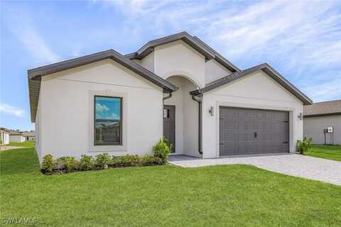 825 Gen D Macarthur Avenue, Labelle, FL 33935